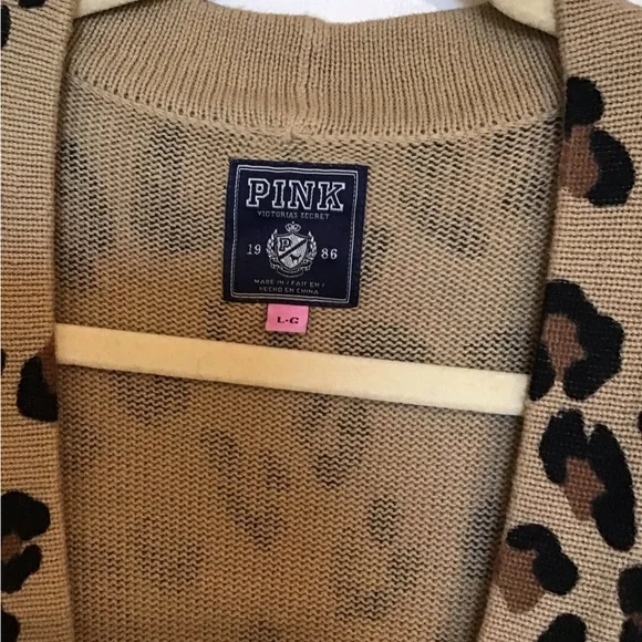 NWOT VS PINK LEOPARD CARDIGAN - Picture 10 of 13